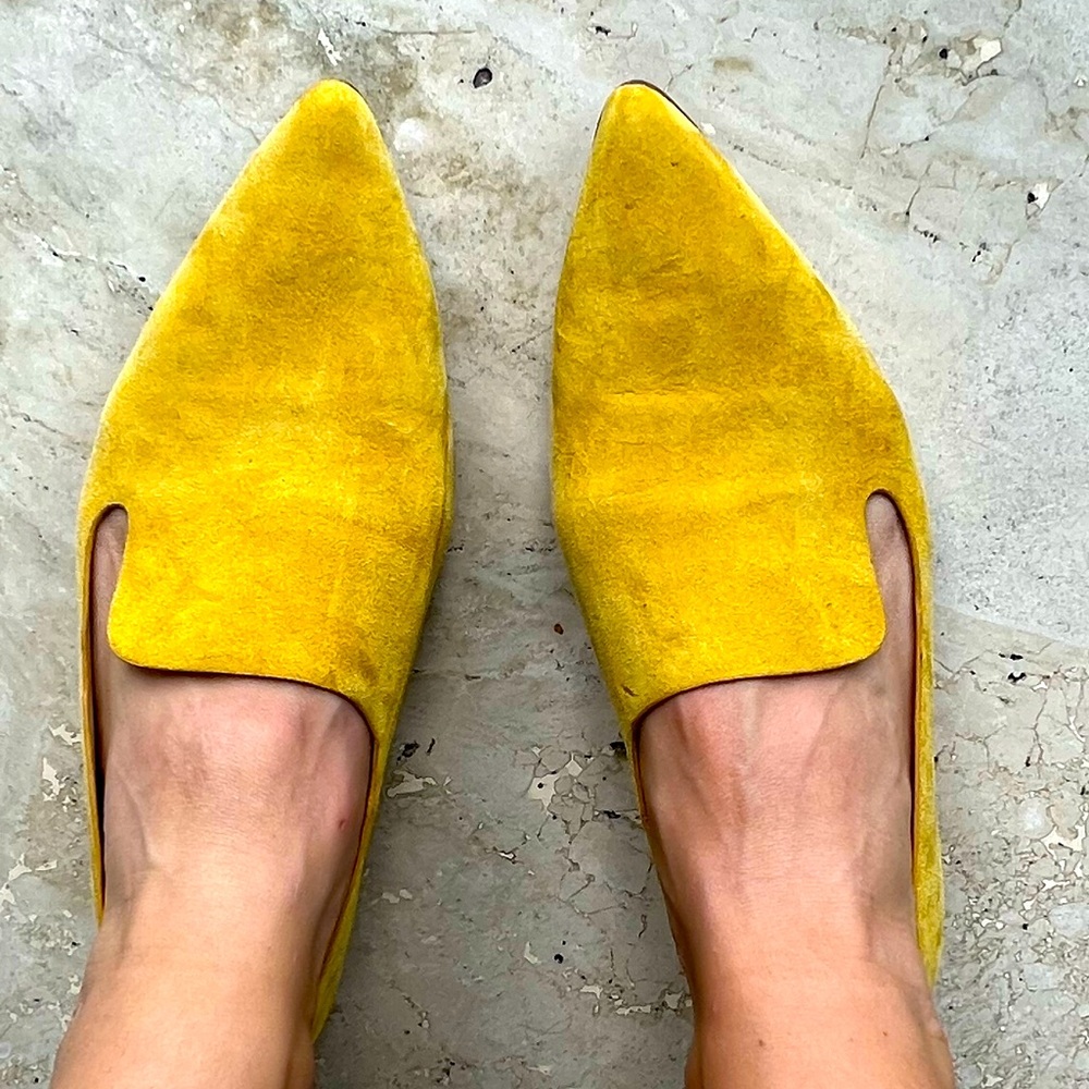 Yellow pointy toe flats